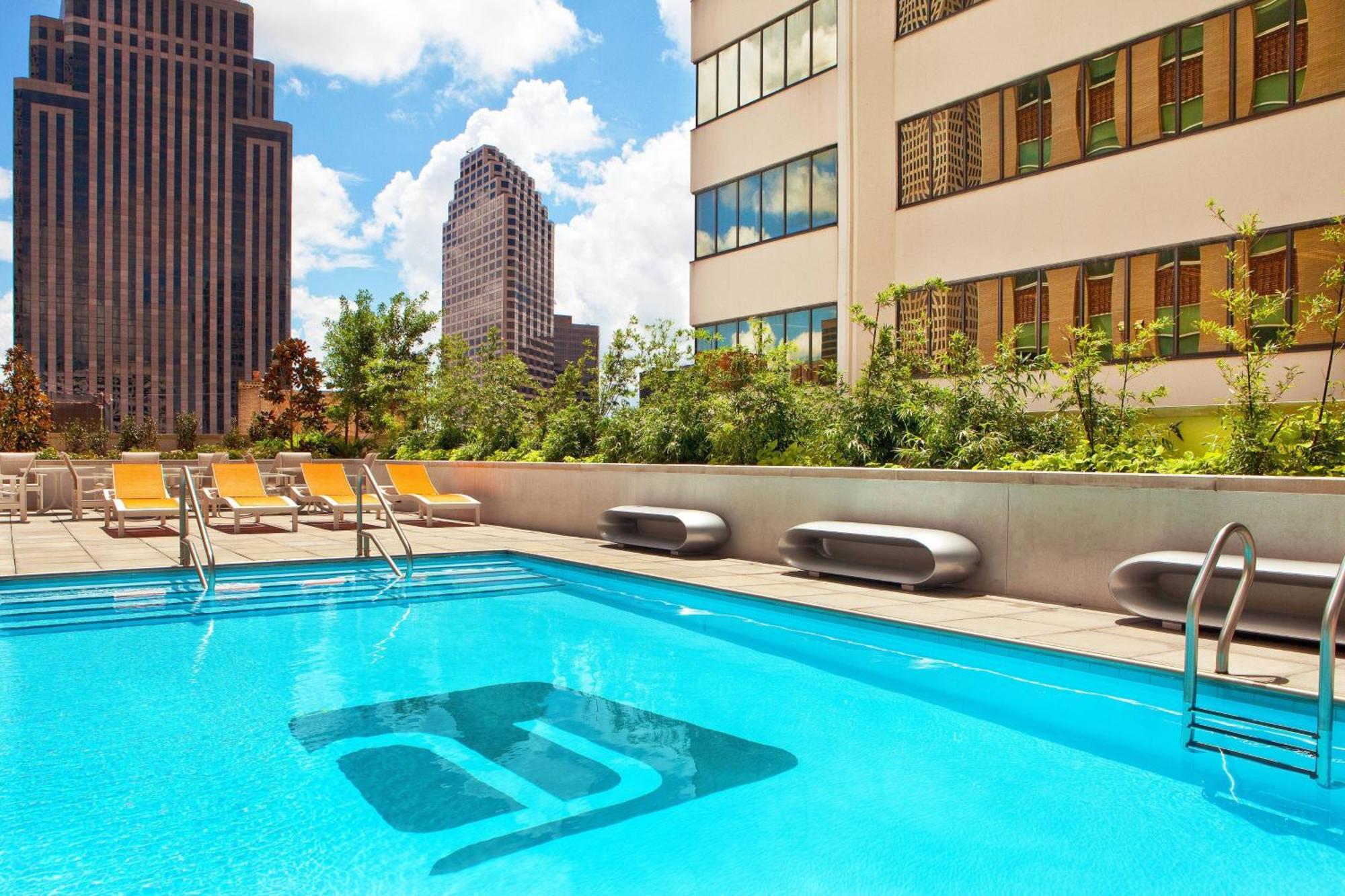 Aloft New Orleans Downtown Hotel Exterior photo